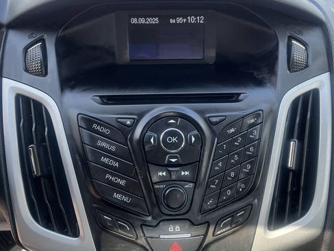 Used 2014 Ford Focus SE w/ Equipment Group 201A image 21