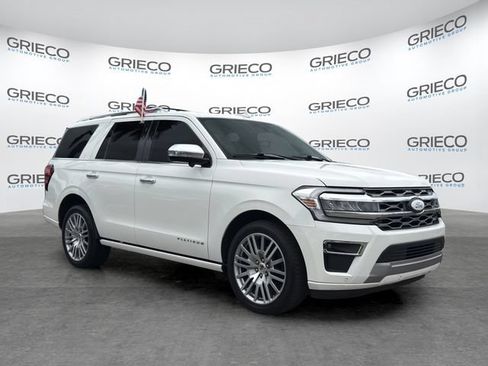 Used 2023 Ford Expedition Platinum RWD image 1