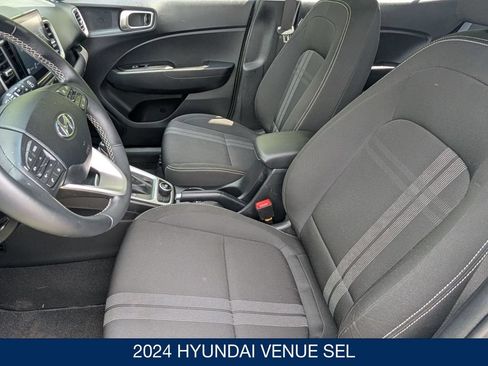 Certified 2024 Hyundai Venue SEL FWD image 14