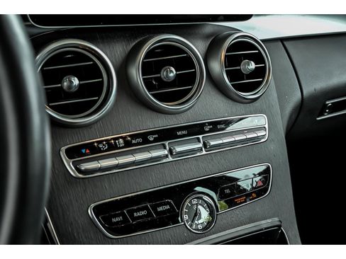 Used 2020 Mercedes-Benz C 300 4MATIC Sedan image 20
