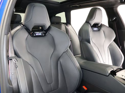 Used 2025 BMW M5 Touring image 54