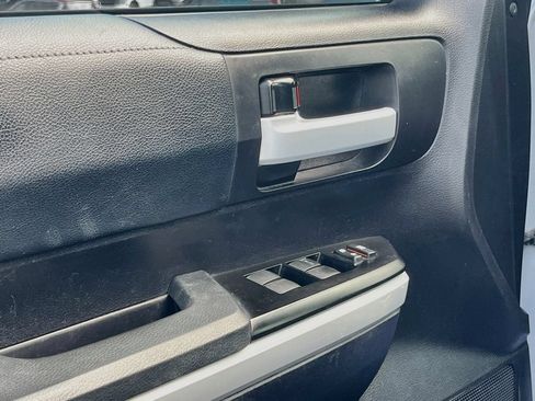 Used 2021 Toyota Tundra SR5 RWD image 17