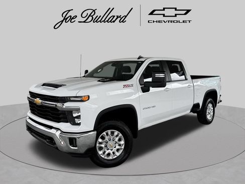 Used 2025 Chevrolet Silverado 2500 LT AWD/4WD image 1
