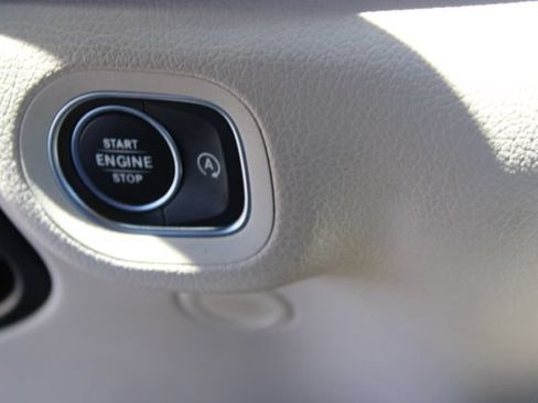 Used 2022 Mercedes-Benz GLE 350 image 24