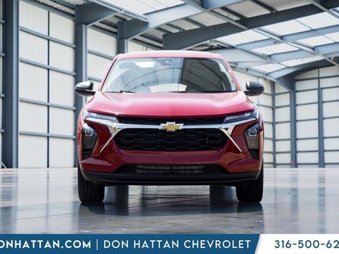 New 2026 Chevrolet Trax LS FWD image 26