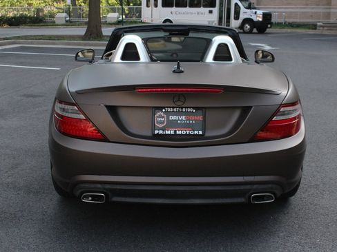 Used 2015 Mercedes-Benz SLK 350 w/ Multimedia Package image 8