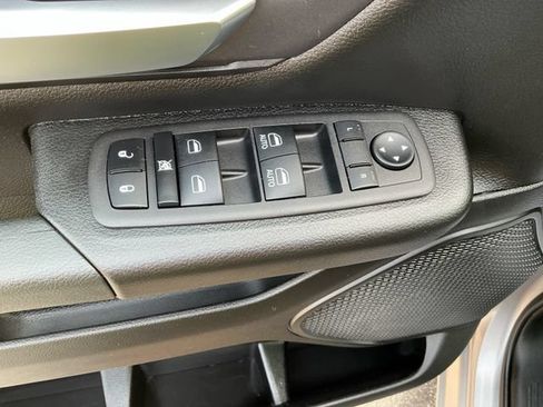 Used 2023 RAM 1500 Tradesman AWD/4WD image 34