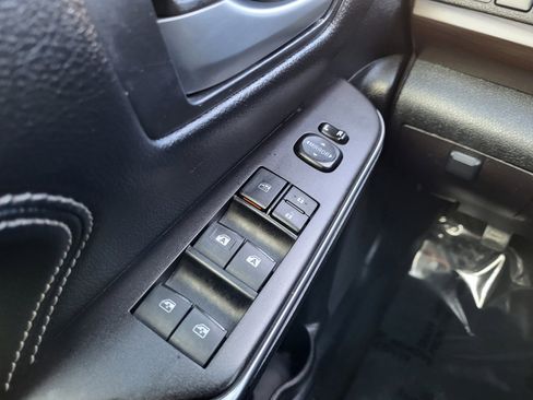 Used 2017 Toyota Camry XLE image 13