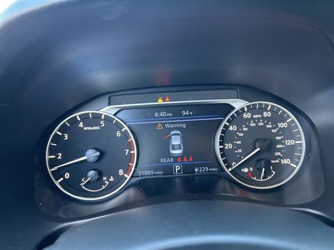 Used 2024 Nissan Altima 2.5 SV image 17