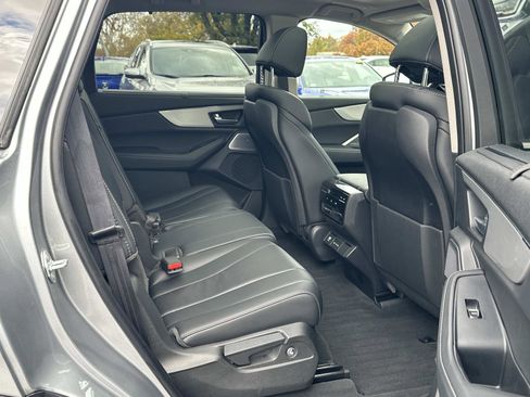 Certified 2025 Acura MDX FWD w/ Technology Package image 15