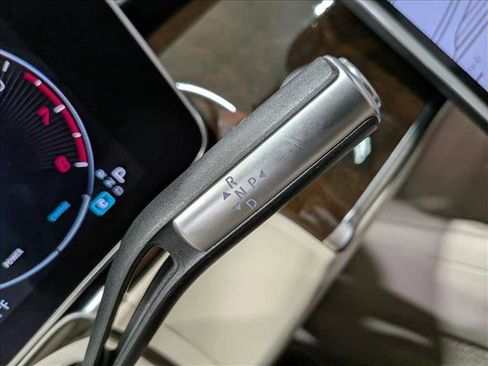 Used 2023 Mercedes-Benz S 500 4MATIC image 15