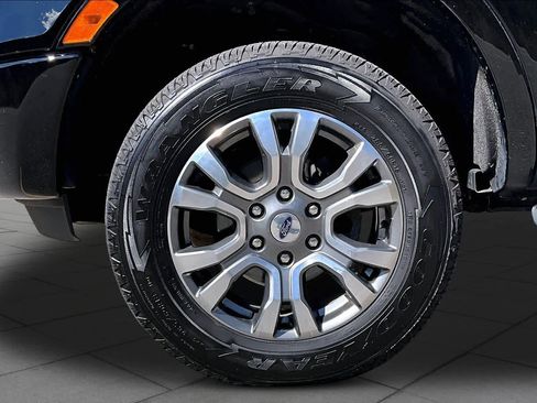 Used 2023 Ford Ranger Lariat w/ Technology Package AWD/4WD image 11