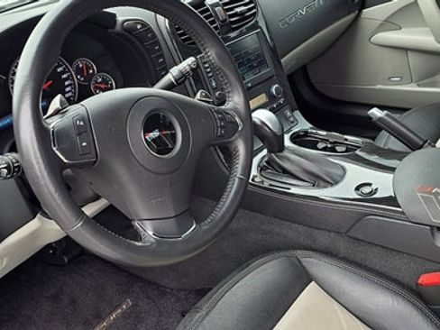 Used 2012 Chevrolet Corvette Grand Sport w/ 3LT Preferred Equipment Group image 13