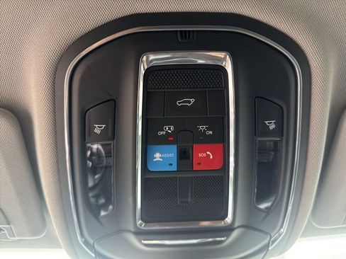 Used 2022 Jeep Grand Cherokee L Laredo w/ Luxury Tech Group I image 37