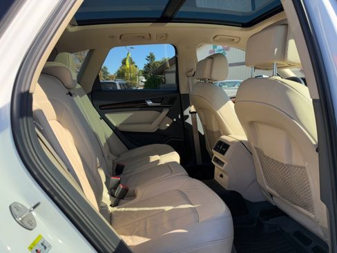 Used 2018 Audi Q5 2.0T Premium w/ Premium Plus Package image 15