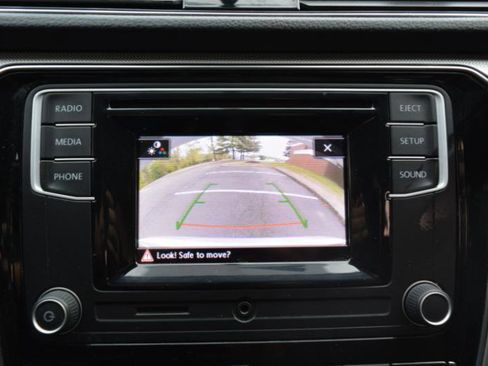 Used 2018 Volkswagen Passat 2.0T S w/ Driver Assistance Package image 21