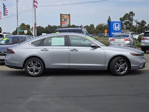 Used 2023 Honda Accord EX image 3