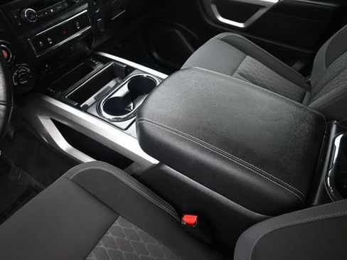 Used 2024 Nissan Titan SV w/ SV Utility Package image 15