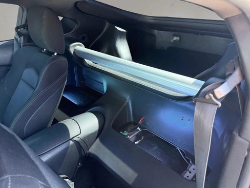 Used 2014 Nissan 370Z Coupe RWD image 18