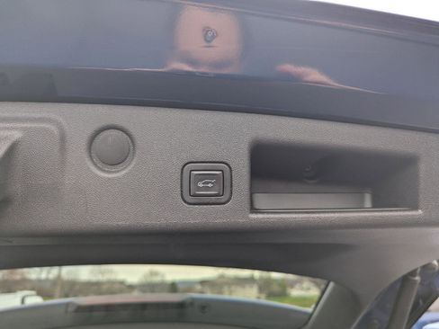 Used 2022 Chevrolet Equinox LT image 27