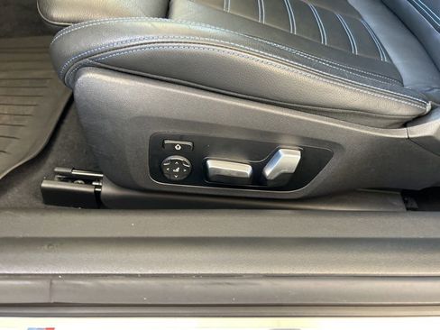 Used 2022 BMW 230i Coupe w/ Premium Package 2 RWD image 42