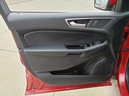 Used 2020 Ford Edge SEL w/ Convenience Package AWD/4WD image 12