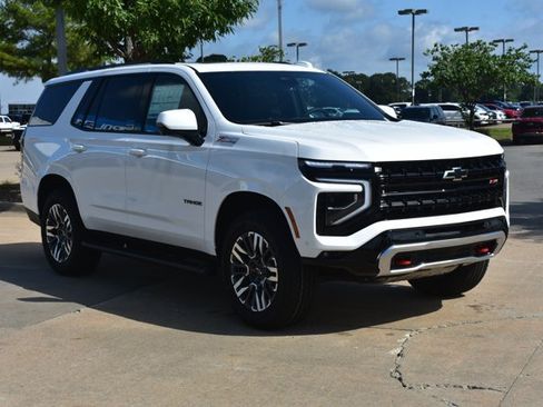 New 2026 Chevrolet Tahoe Z71 w/ Comfort Package AWD/4WD image 3