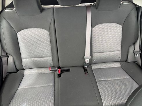 Used 2025 Kia Soul LX w/ LX Technology Package FWD image 36