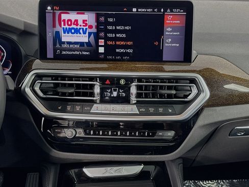 Used 2024 BMW X4 xDrive30i w/ Parking Assistance Package image 33