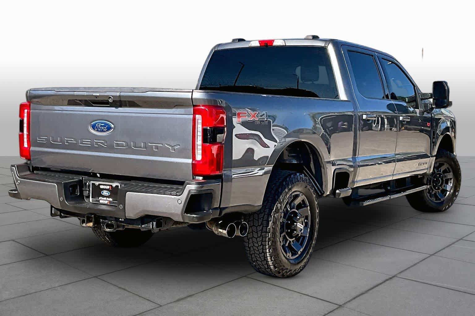 Used 2024 Ford F250 XLT w/ XLT Premium Package AWD/4WD image 13
