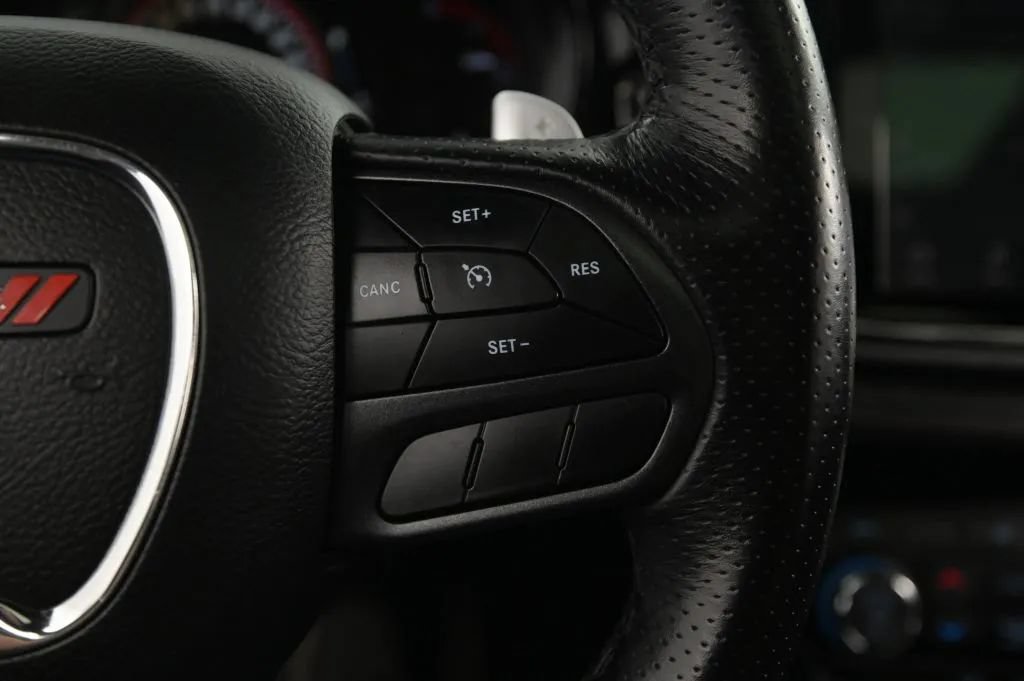 Used 2021 Dodge Durango R/T w/ Blacktop Package AWD/4WD image 23