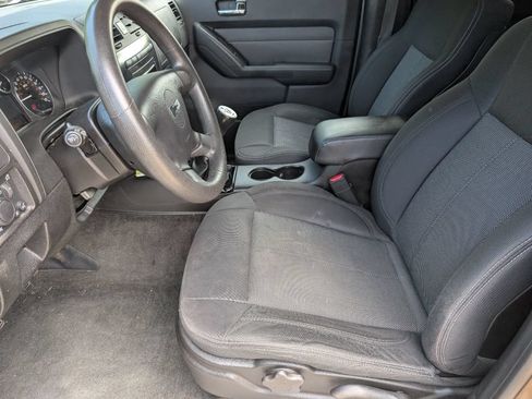 Used 2007 HUMMER H3 AWD/4WD image 8