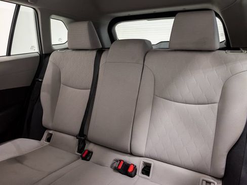 Used 2024 Toyota Corolla Cross L FWD image 24