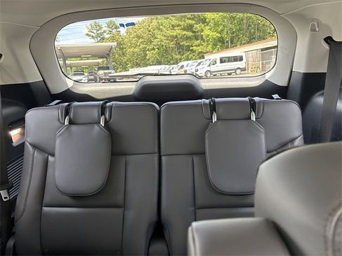 New 2025 Ford Explorer Active w/ Active Comfort Package image 23