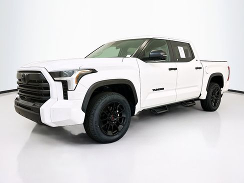 Used 2024 Toyota Tundra SR5 AWD/4WD image 3