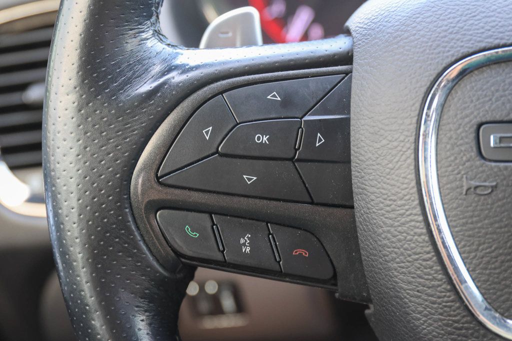 Used 2018 Dodge Durango R/T w/ Technology Group AWD/4WD image 35