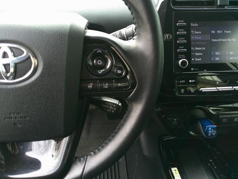 Used 2022 Toyota Prius image 21