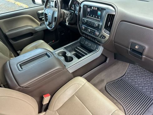 Used 2015 Chevrolet Silverado 2500 LTZ image 15
