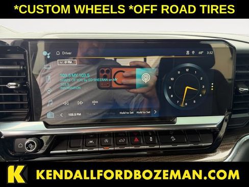 Used 2023 Chevrolet Silverado 1500 LT Trail Boss w/ Convenience Package II AWD/4WD image 13
