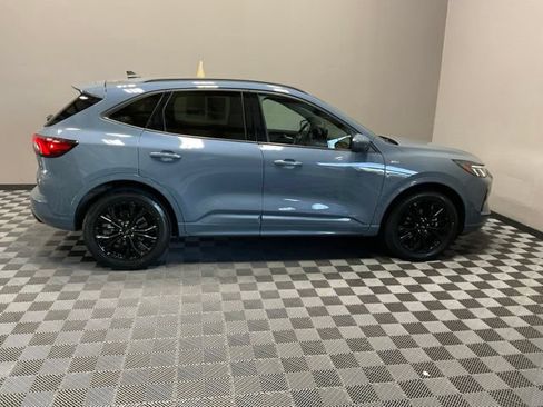 Used 2023 Ford Escape ST-Line Elite AWD/4WD image 7