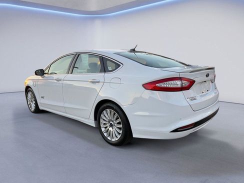 Used 2013 Ford Fusion Energi Titanium FWD image 5