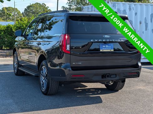 Certified 2025 Ford Expedition Active AWD/4WD image 6