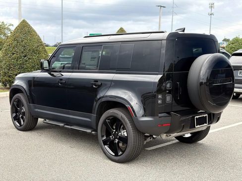 New 2026 Land Rover Defender 110 S AWD/4WD image 3