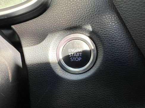 Used 2020 Toyota Corolla XSE image 30