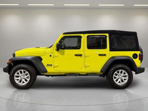 Used 2023 Jeep Wrangler Sport S image 14