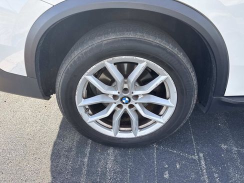 Used 2022 BMW X5 xDrive40i w/ Premium Package image 14