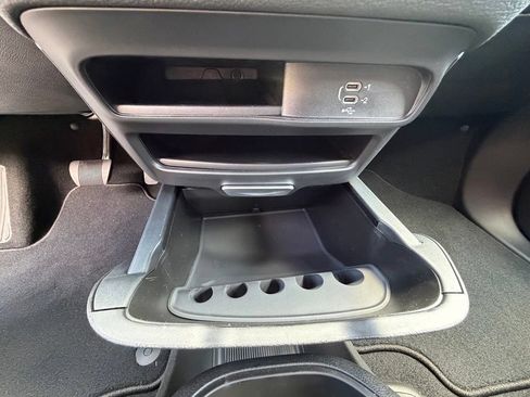 New 2026 Chrysler Pacifica Select w/ S Appearance Package FWD image 23
