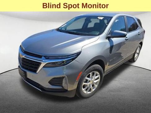 Used 2023 Chevrolet Equinox LT AWD/4WD image 4