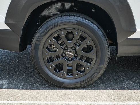 Used 2021 Honda Ridgeline Black Edition image 12