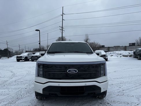 Used 2023 Ford F150 Lightning Platinum image 3